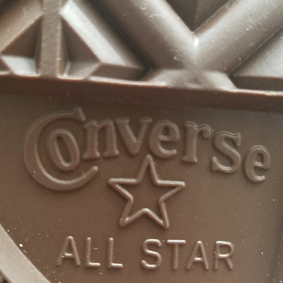 Converse high top BRAND New - Picture 16 of 16